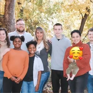 Meet your Posher, Erna